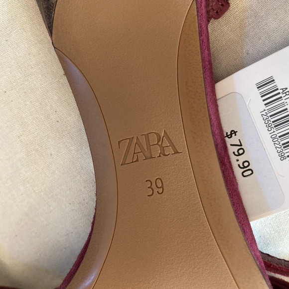 Zara Suede Mid-Heel Ankle Strap Sandals w/Dust Bag - Picture 10 of 15